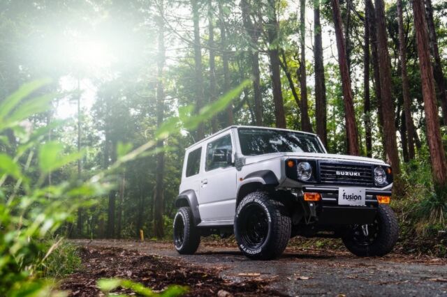 fusion

JIMNY VILLAGE

新作デモ車展示🚙

5月25日は、かじやの里 メッセ三木
1日限りの「ジムニー村」
fusionブースお待ちしてます😊

#jimny_village2025 
#三木スズキ 

#jb64#jb64w
#jb74#jb74w
#jc74 #jc74w 
#jb64wジムニー
#jb64カスタム
#jb64ジムニー
#jimny4x4 
#jimnyoffroad 
#jimnylife
#jimnyloves
#jimnyoffroad
#ジムニー
#シエラ 
#ノマド 
#ジムニー女子
#ジムニー男子
#ジムニーカスタム
#ジムニーライフ
#ジムニーのある生活
#ジムニーのある風景
#ジムニー乗りと繋がりたい
#ジムニーのある暮らし
#fusion
#千葉
#富津
#三木