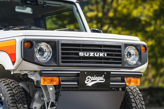 fusion😊

レトロにするなら
この組み合わせ👍

フェイスグリルtype2

フロントバンパーtype3
ブラック/鏡面

#jb64#jb64w
#jb74#jb74w
#jc74 #jc74w 
#jb64wジムニー
#jb64カスタム
#jb64ジムニー
#jimnylife
#jimnyloves
#jimnyoffroad
#jimnyjapan 
#jimnytaiwan 
#jimnyhk 
#jimnyindonesia 
#jimnyph 
#ジムニー
#ジムニー女子
#ジムニー男子
#ジムニーカスタム
#ジムニーライフ
#ジムニーのある生活
#ジムニーのある風景
#ジムニー乗りと繋がりたい
#ジムニーのある暮らし
#fusion
#千葉
#富津