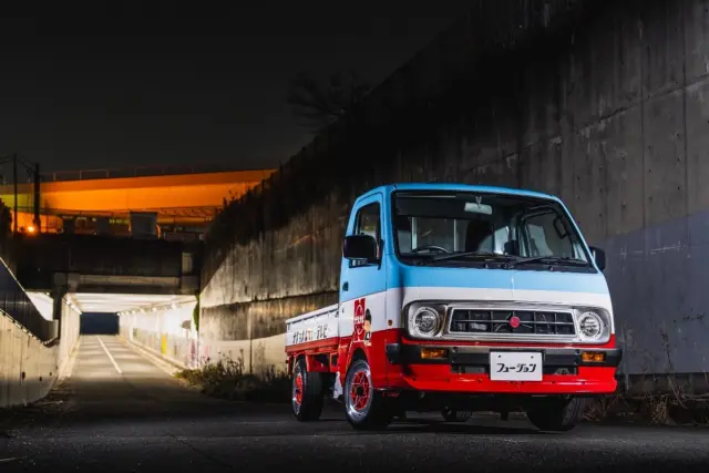 🌟

ついに明日10/19は 
@yellowchamp_automeeting ✨

fusion FROM SPIEGEL
オリジナルカスタムパーツ販売します🔥
軽トラのカスタムに欠かせない
商品持っていきます😁

明日10/19は『当日限りのイベント特価』‼️
フュージョンブースでお待ちしております😎

●日時 2025年 10月19日（日）9:00～16:00
●会場 静岡県磐田市 渚の交流館イベント広場

#ハイゼット
#アクティ
#キャリイ
#サンバー
#ハイゼットトラック
#キャリイトラック
#アクティトラック
#スーパーキャリイ
#サンバートラック
#スズキ
#ダイハツ
#ホンダ
#スバル
#軽トラック
#軽トラ
#軽トラカスタム
#軽トラ乗り
#軽トラ好き
#軽トラのある風景
#チンスポ
#デコトラ
#トラック野郎
#軽トラ野郎
#エアロ
#旧車
#痛車
#ナショナル
#fusion
#spiegel
#フュージョン