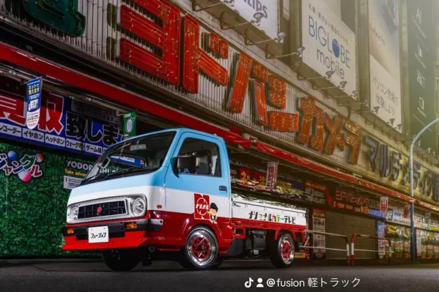 コチラにも装着🎵

レベルサウンド304
マイナー後キャリイ

店頭でサウンドチェック出来ます

#キャリイトラック
#マフラー
#fusion