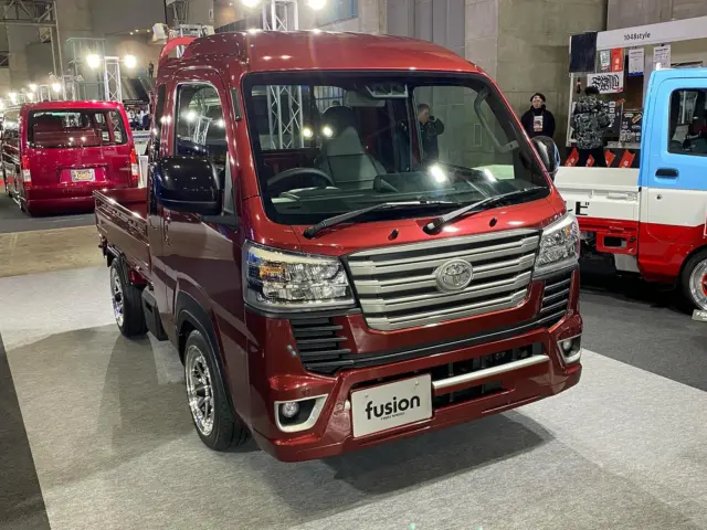 fusionスタッフです♪

fusionブースへ
立ち寄っていただき
ありがとうございました😊

すごくすごく😆
嬉しい事あったオートサロンだった

モリゾウさん乗る事期待‼️

2月は大阪オートメッセ行きます

@grgarage_growmorioka 

#fusion
#grgarage 
#ハイゼットトラック
#ピクシストラック 
#東京オートサロン